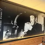 Au Petit Quinquin מלון 2*