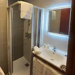 Au Petit Quinquin 2* Céaux