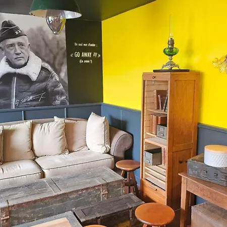 Au Petit Quinquin Hotel 2*